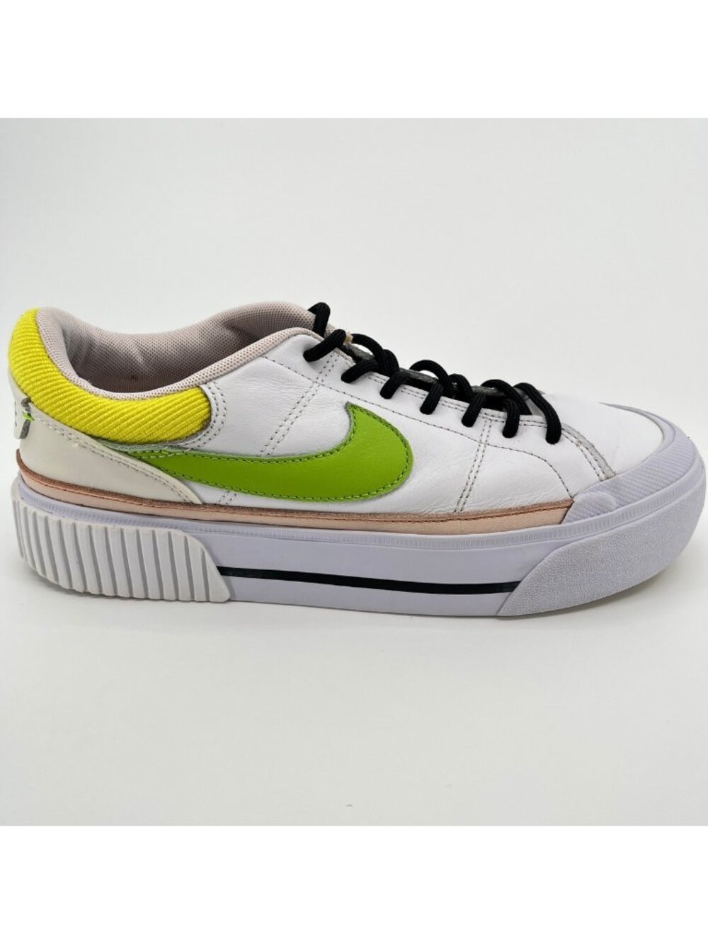 Nike Court Legacy Lift Feel Love Womens Size 8 White Athletic Shoes Sneakers